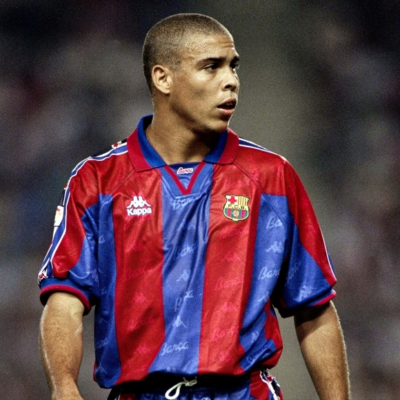 1996/1997 authentic Barcelona Jersey - Picture 9 of 11